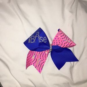 iBase cheer bow